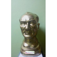 Atatürk Büstü Polyester Yükseklik 40 Cm